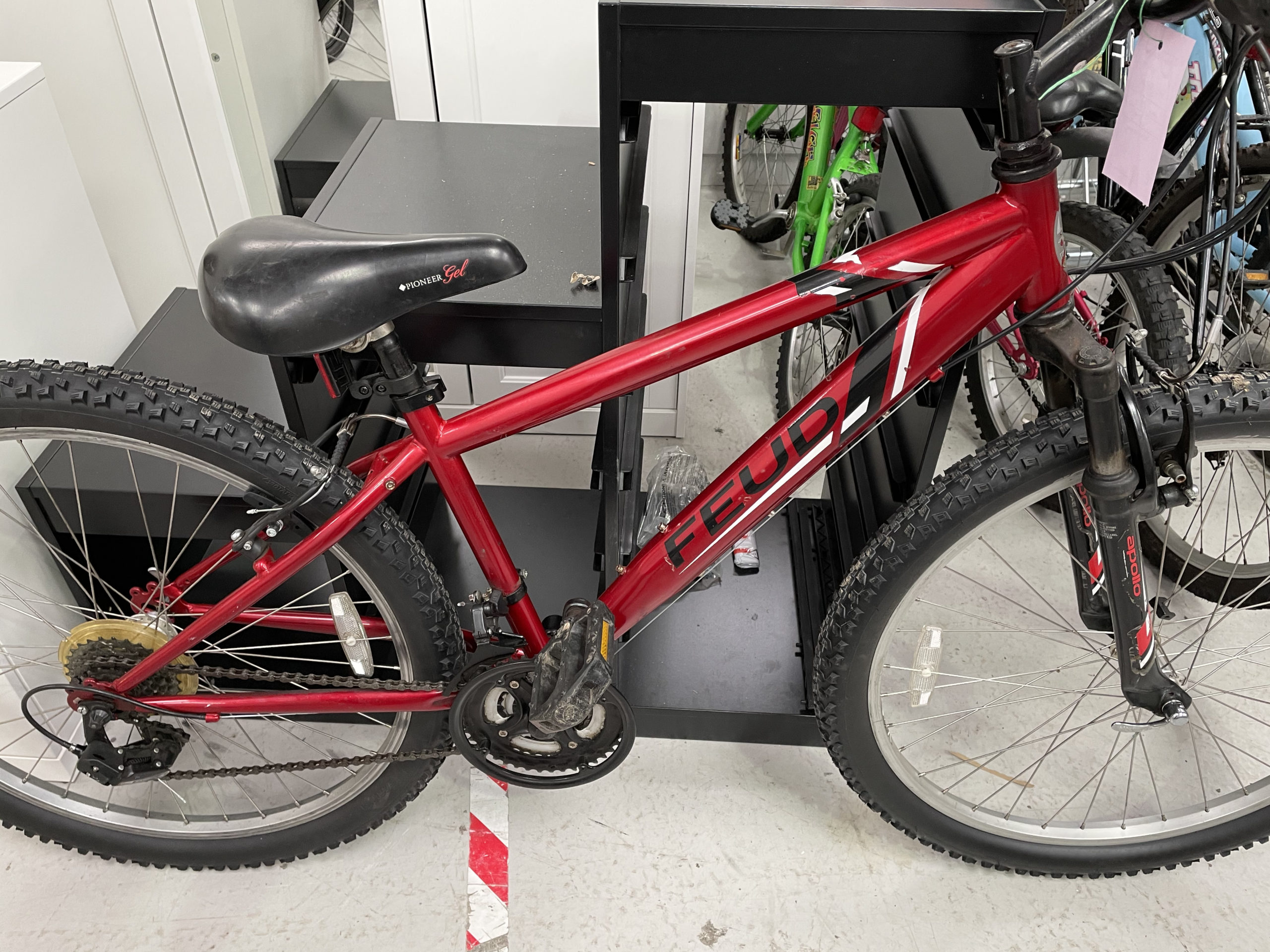 BIKE - APOLLO - USED DONATED & REFURBISHED ITEM