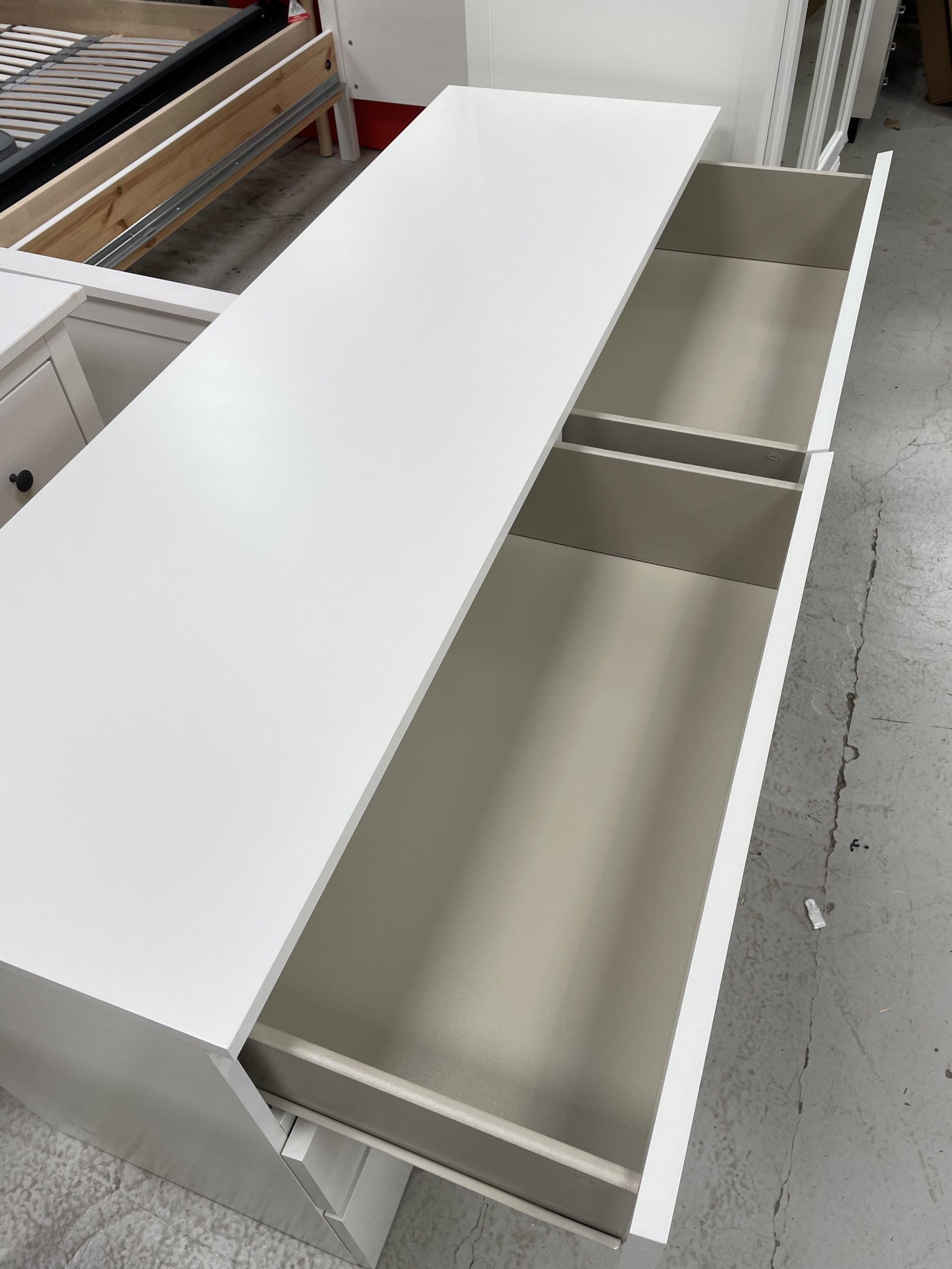 NEW - 6 DRAWER CHEST OF DRAWERS - Image 2